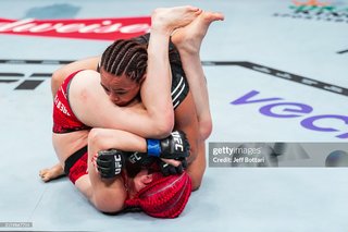 Gillian Robertson feet photo 20
