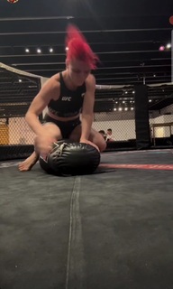 Gillian Robertson feet photo 11