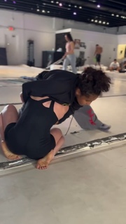 Gillian Robertson feet photo 8