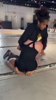 Gillian Robertson feet photo 7