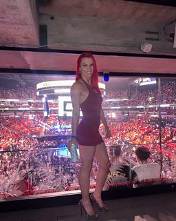 Gillian Robertson feet photo 15