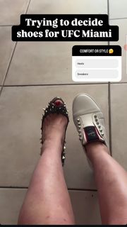 Gillian Robertson feet photo 12