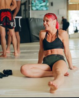 Gillian Robertson feet photo 14