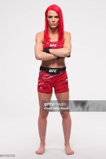 Gillian Robertson feet photo 10
