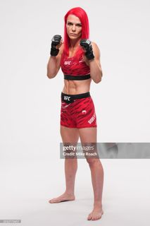 Gillian Robertson feet photo 9