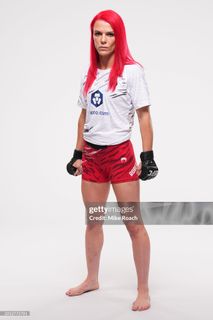 Gillian Robertson feet photo 6
