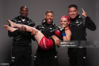 Gillian Robertson feet photo 3