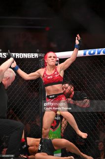 Gillian Robertson feet photo 2