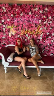 Gillian Robertson feet photo 15