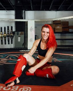 Gillian Robertson feet photo 3