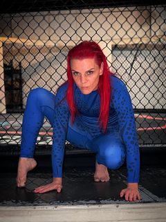 Gillian Robertson feet photo 12