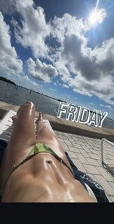 Gillian Robertson feet photo 7