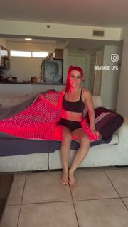 Gillian Robertson feet photo 20