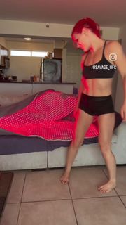 Gillian Robertson feet photo 19