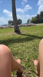Gillian Robertson feet photo 2