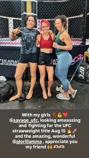 Gillian Robertson feet photo 13
