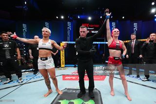 Gillian Robertson feet photo 5