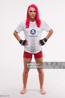 Gillian Robertson feet photo 2