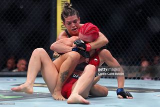 Gillian Robertson feet photo 9