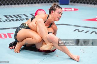 Gillian Robertson feet photo 7