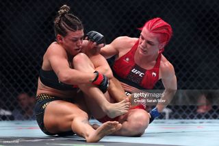 Gillian Robertson feet photo 2