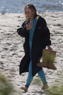 Gillian Zinser feet photo 2