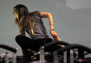 Gillian Zinser feet photo 5