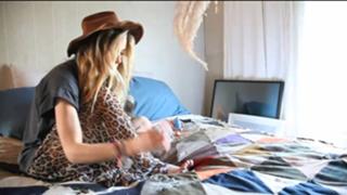 Gillian Zinser feet photo 2