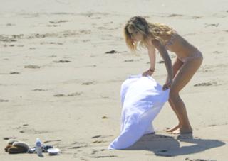 Gillian Zinser feet photo 7