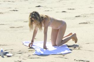 Gillian Zinser feet photo 4
