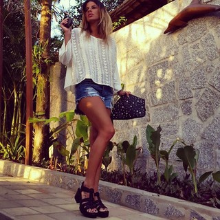 Gimena Accardi feet photo 12