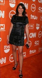 Gina Bellman feet photo 7