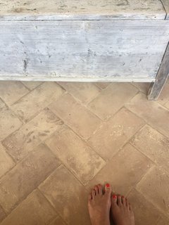 Gina Bellman feet photo 4