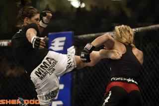 Gina Carano feet photo thumbnail