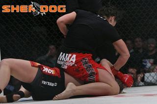 Gina Carano feet photo thumbnail