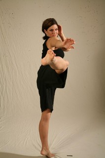 Gina Carano feet photo thumbnail
