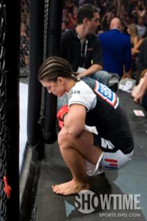 Gina Carano feet photo thumbnail