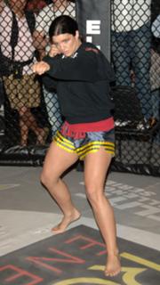 Gina Carano feet photo thumbnail