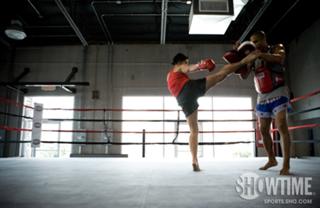 Gina Carano feet photo thumbnail