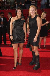 Gina Carano feet photo thumbnail