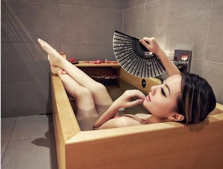 Gina Darling feet photo 9