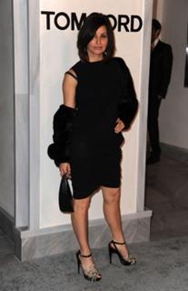 Gina Gershon feet photo thumbnail