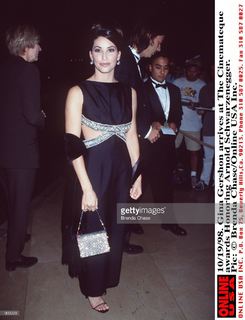 Gina Gershon feet photo thumbnail