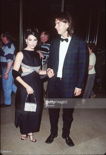 Gina Gershon feet photo thumbnail