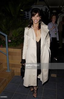 Gina Gershon feet photo thumbnail