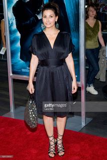 Gina Gershon feet photo thumbnail
