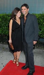 Gina Gershon feet photo thumbnail
