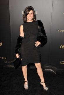 Gina Gershon feet photo thumbnail