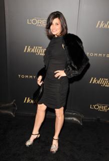 Gina Gershon feet photo thumbnail