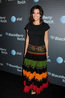 Gina Gershon feet photo thumbnail